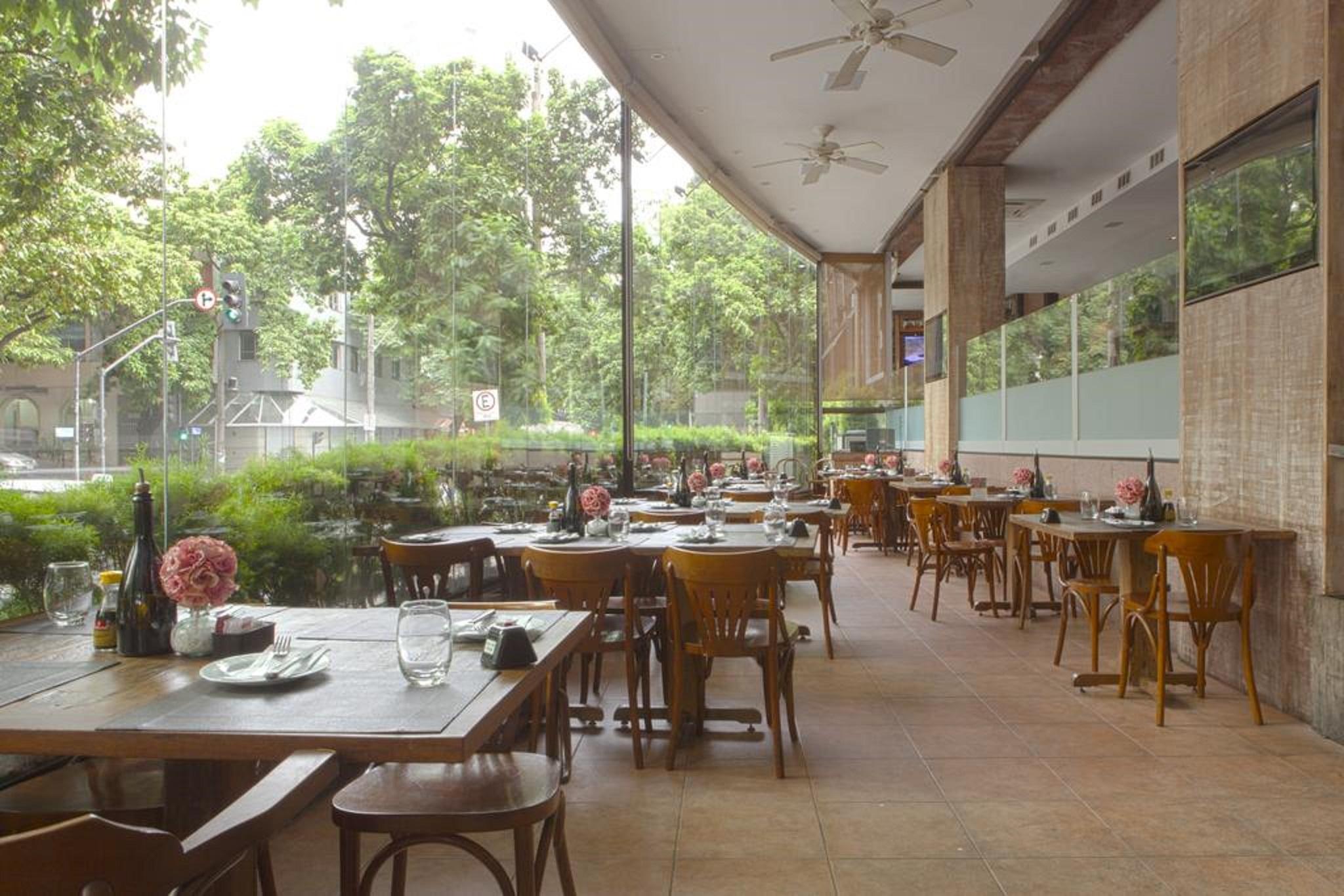 Royal Boutique Savassi Hotel Belo Horizonte Esterno foto The interior of the restaurant